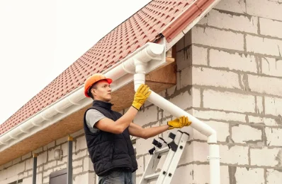 Pose et remplacement de gouttières à Maisnières